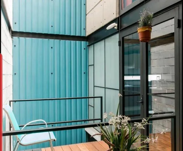 Cozy Loft With Balcony