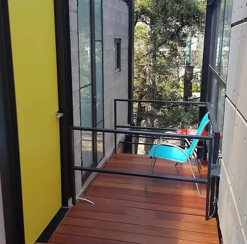 Cozy Loft With Balcony